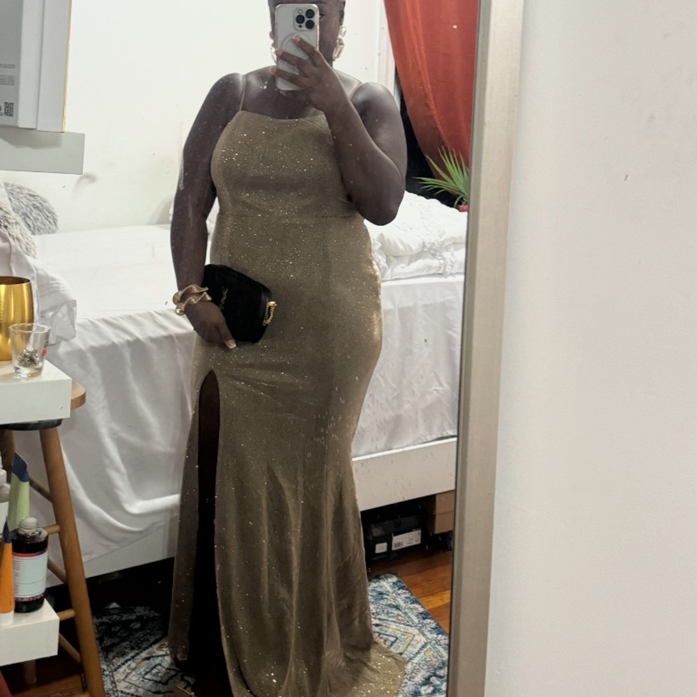 Elegant Gold Evening Gown